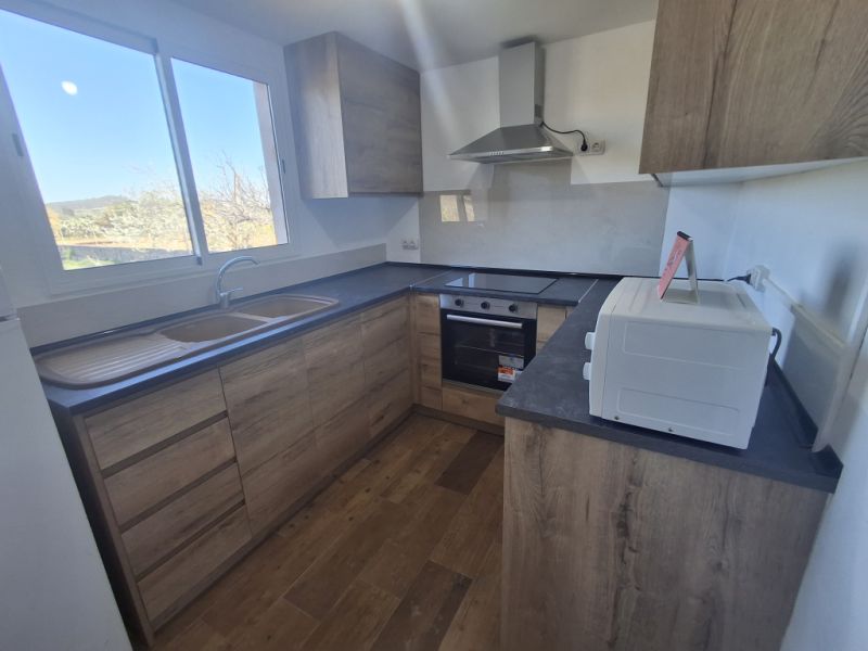 Grosse Garage / Lagerraum mit ausgebautem Apartment und Grundstück bei Porreres -- AP 29