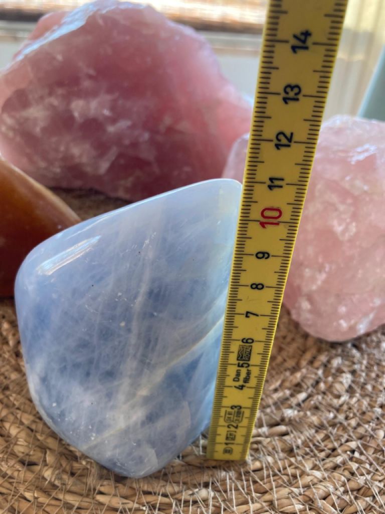 Large Healing Stones / Quartz in a Set