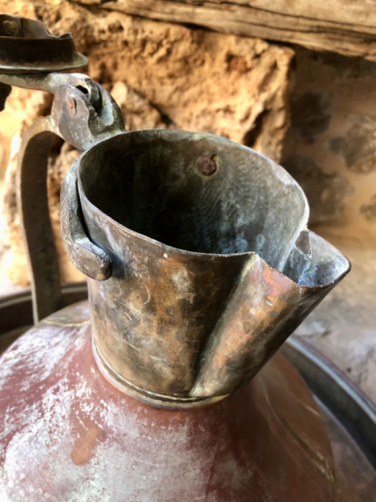 Große Teekanne aus Bronze