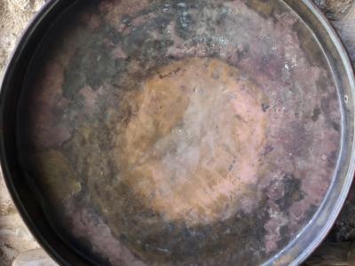 Große Teekanne aus Bronze