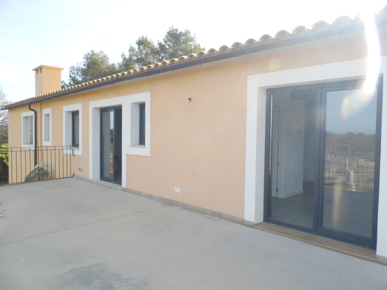 Grosse und unmöbierte Finca mit 2 sep Einheiten und Pool bei Felanitx-Campos --- F 46