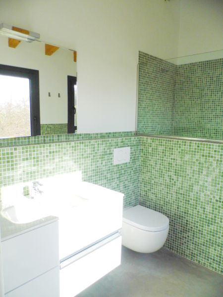 Grosse und unmöbierte Finca mit 2 sep Einheiten und Pool bei Felanitx-Campos --- F 46