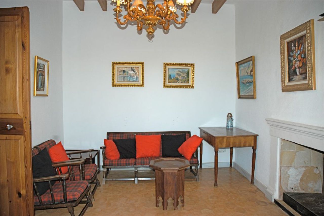 Grosser Gutshof mit Pool und Platz bis zu 10 Personen bei Porreres --- F 28 FZ