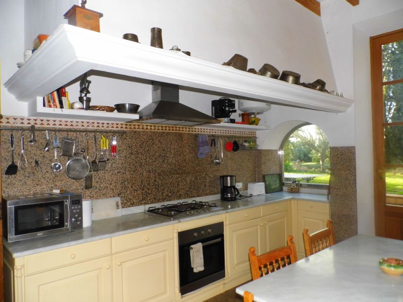 Grosser Gutshof mit Pool und Platz bis zu 10 Personen bei Porreres --- F 28 FZ