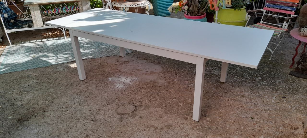 Mesa grande Ikea Bjursta