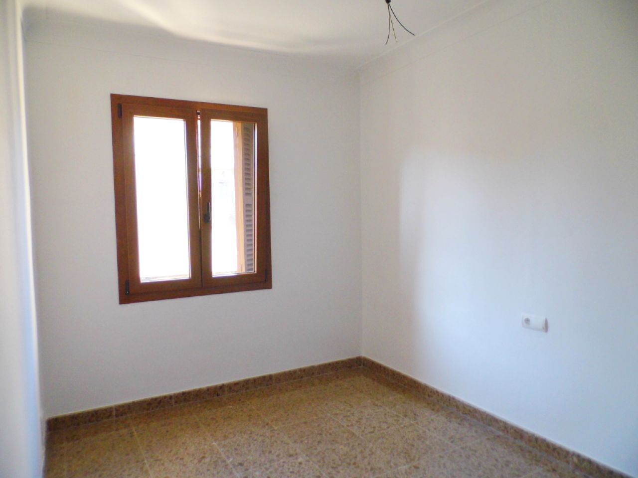 Grosses Apartment mit Garten, Terrasse und Garage in Santanyi --- AP 149