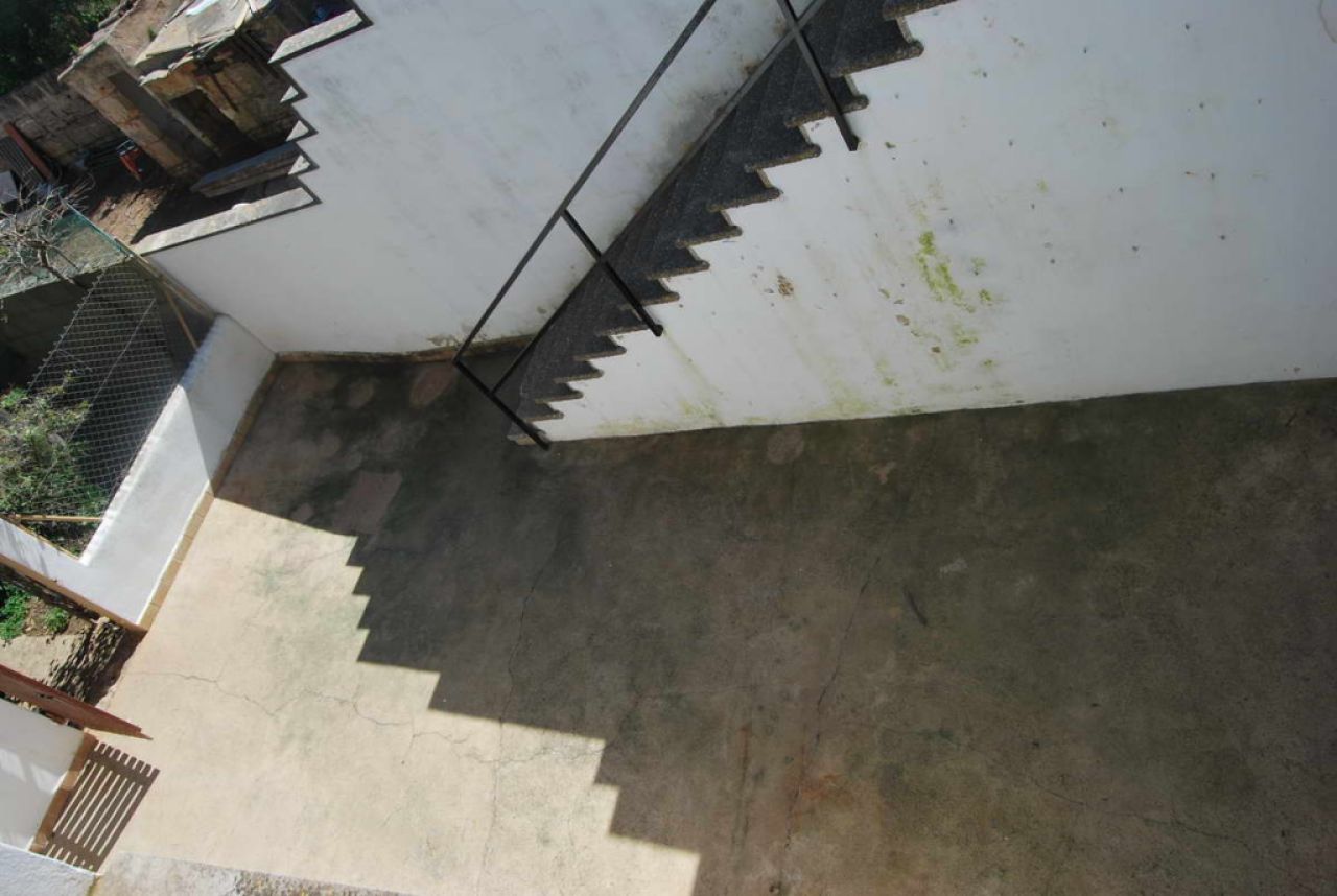 Grosses Apartment mit Garten, Terrasse und Garage in Santanyi --- AP 149