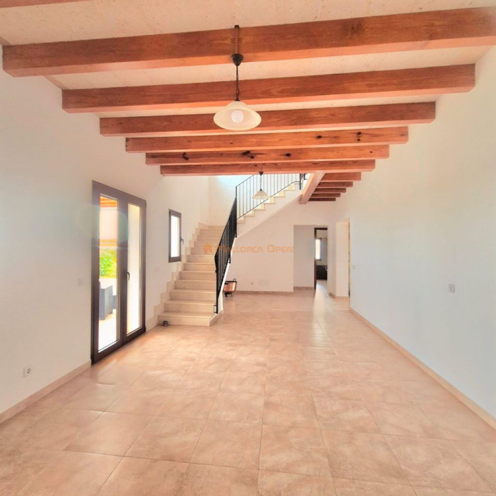 Großes Haus mit Pool und Garage in der Nähe von Porreres und Campos zu vermieten