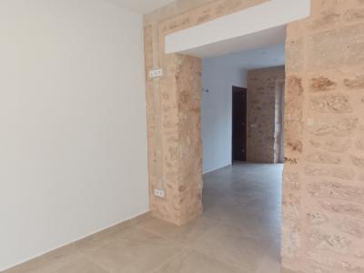 Grosses,saniertes Apartment mit Terrasse und AC in Zentrumsnähe - Santanyi -- AP 05