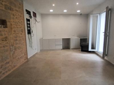 Grosses,saniertes Apartment mit Terrasse und AC in Zentrumsnähe - Santanyi -- AP 05