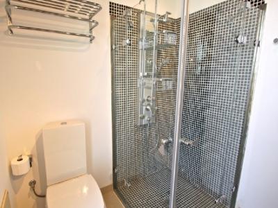 Large and elegant two-storey apartment with pool and garden - AP 108