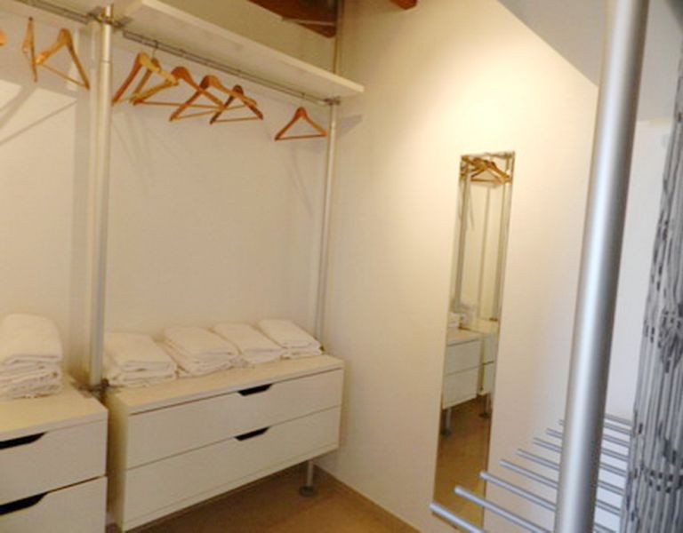 Large and elegant two-storey apartment with pool and garden - AP 108