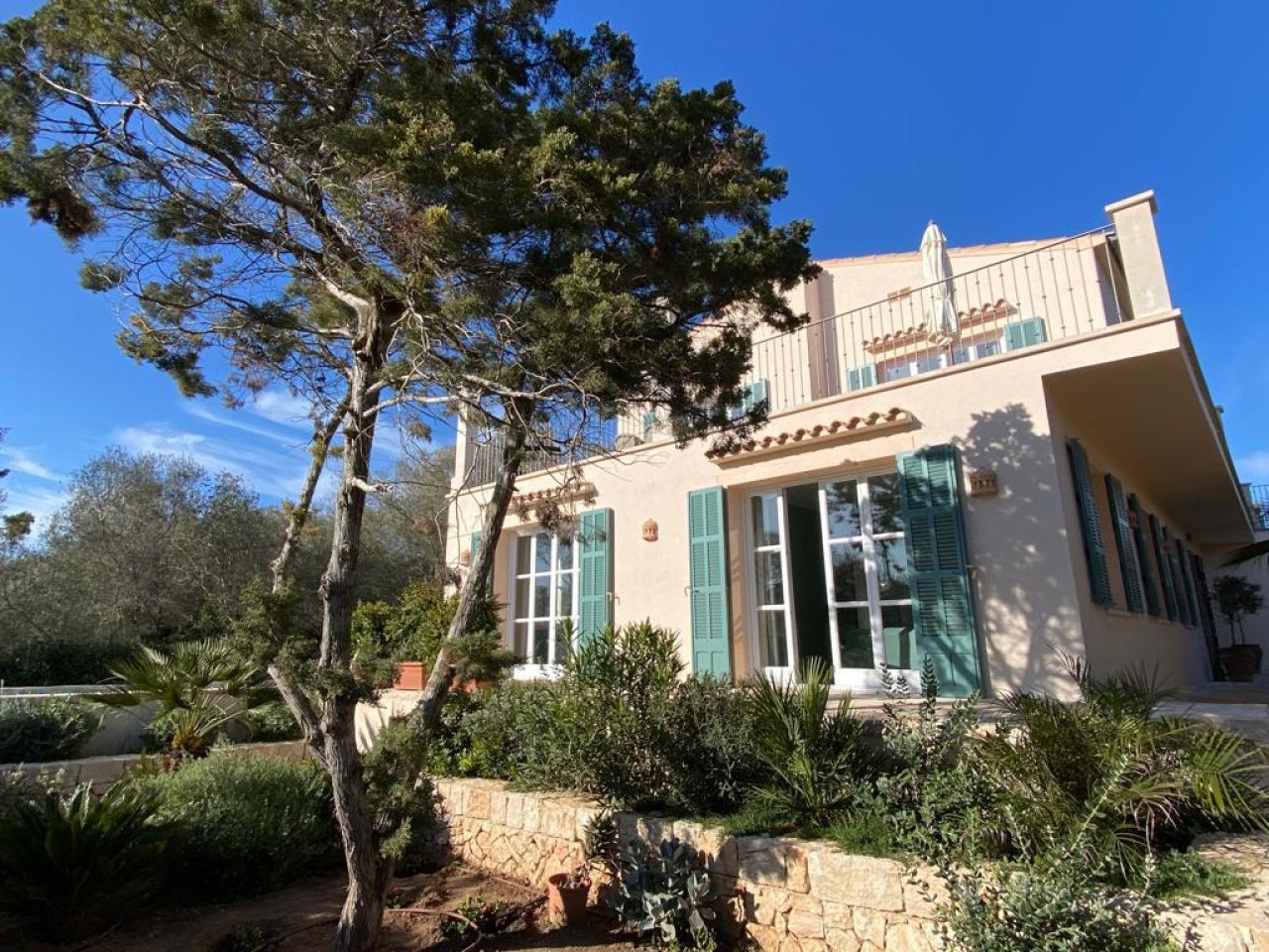 Large and well-located chalet on the S Almunia -- Santanyi --- CH 64