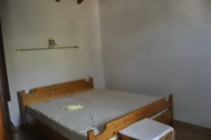 Grosses und unmöbl. 2 Etagendorfhaus mit Innenhof und Gartenanteil in Alqueria Blanca --- DH 114