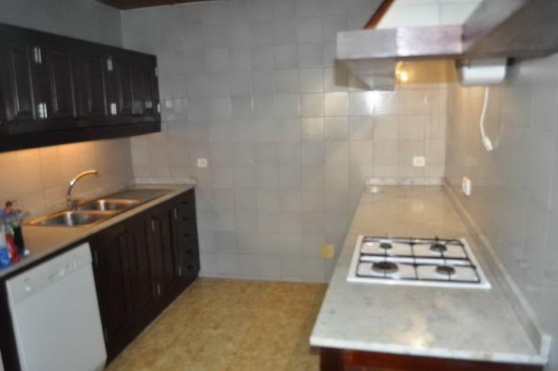 Grosses und unmöbl. 2 Etagendorfhaus mit Innenhof und Gartenanteil in Alqueria Blanca --- DH 114