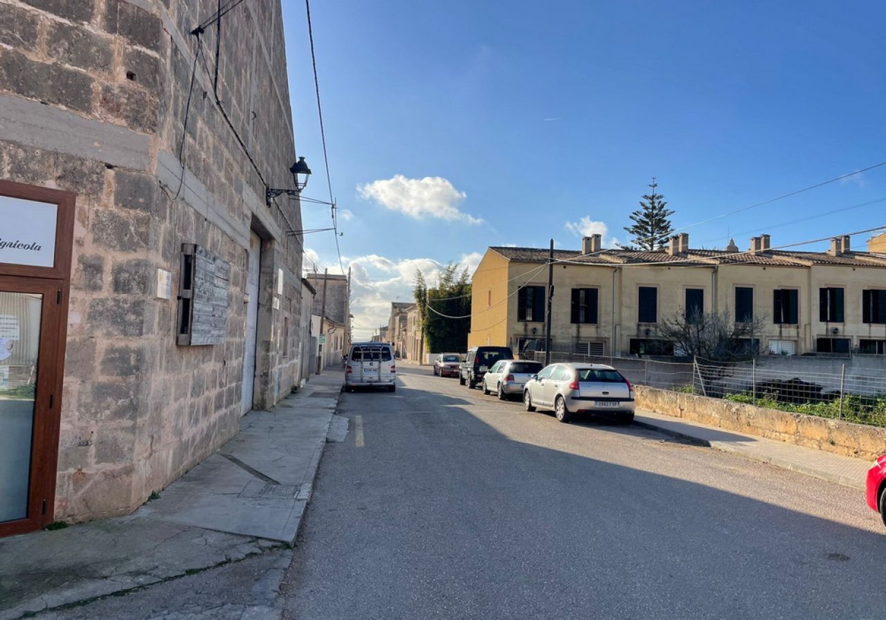 Grosses urbanes Grundstück in Cas Concos --- S 03