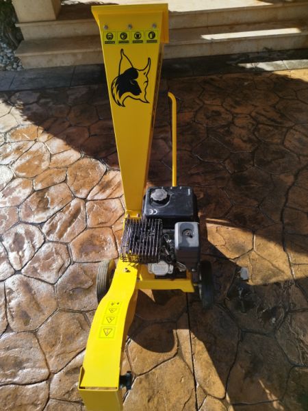 Wood chipper from Garland