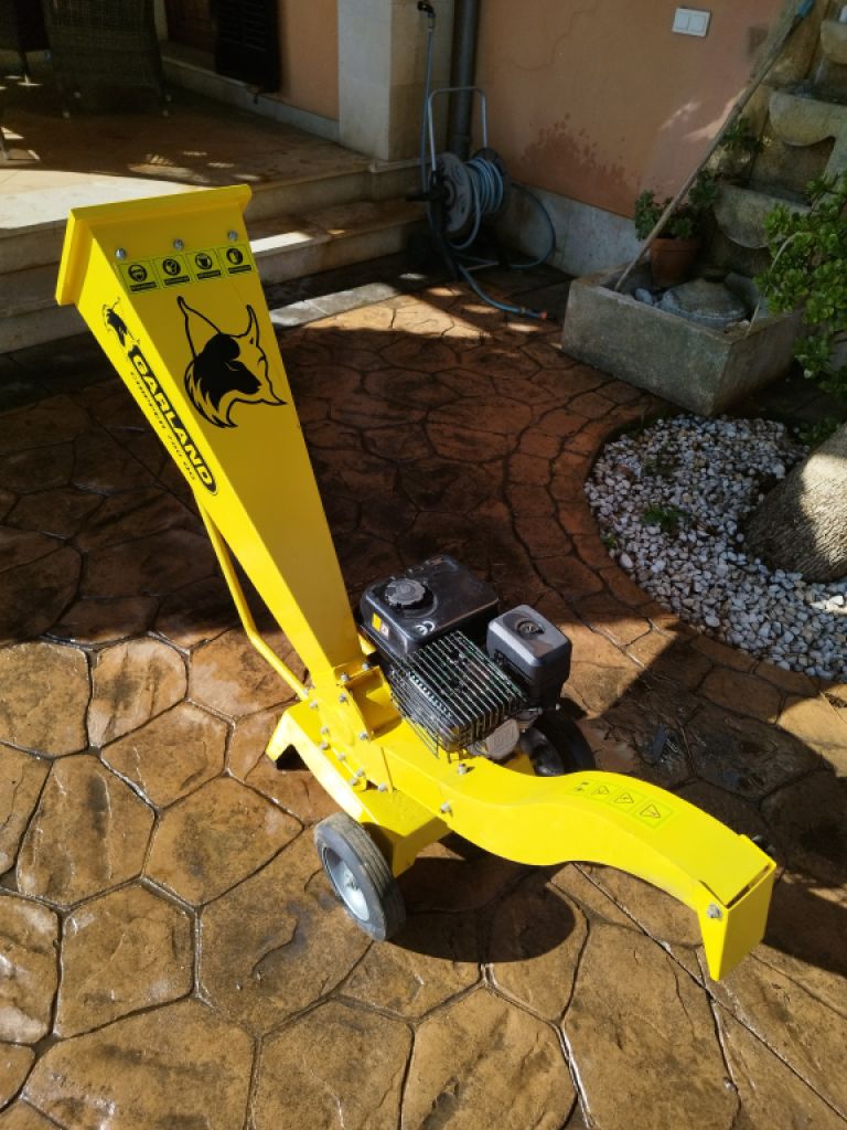 Wood chipper from Garland