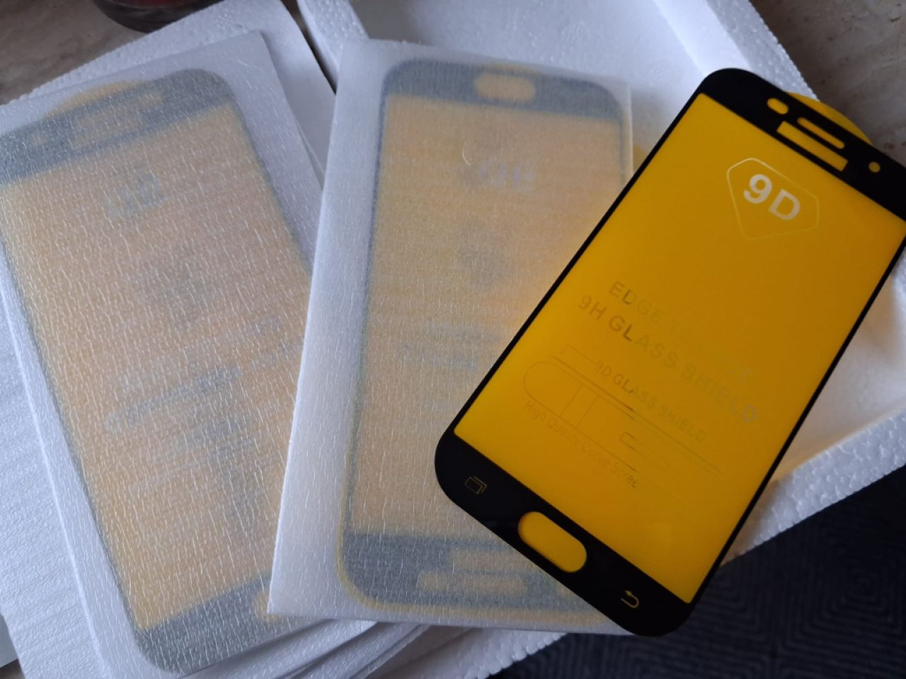 Mobile Phone - Tempered Glass - Protection