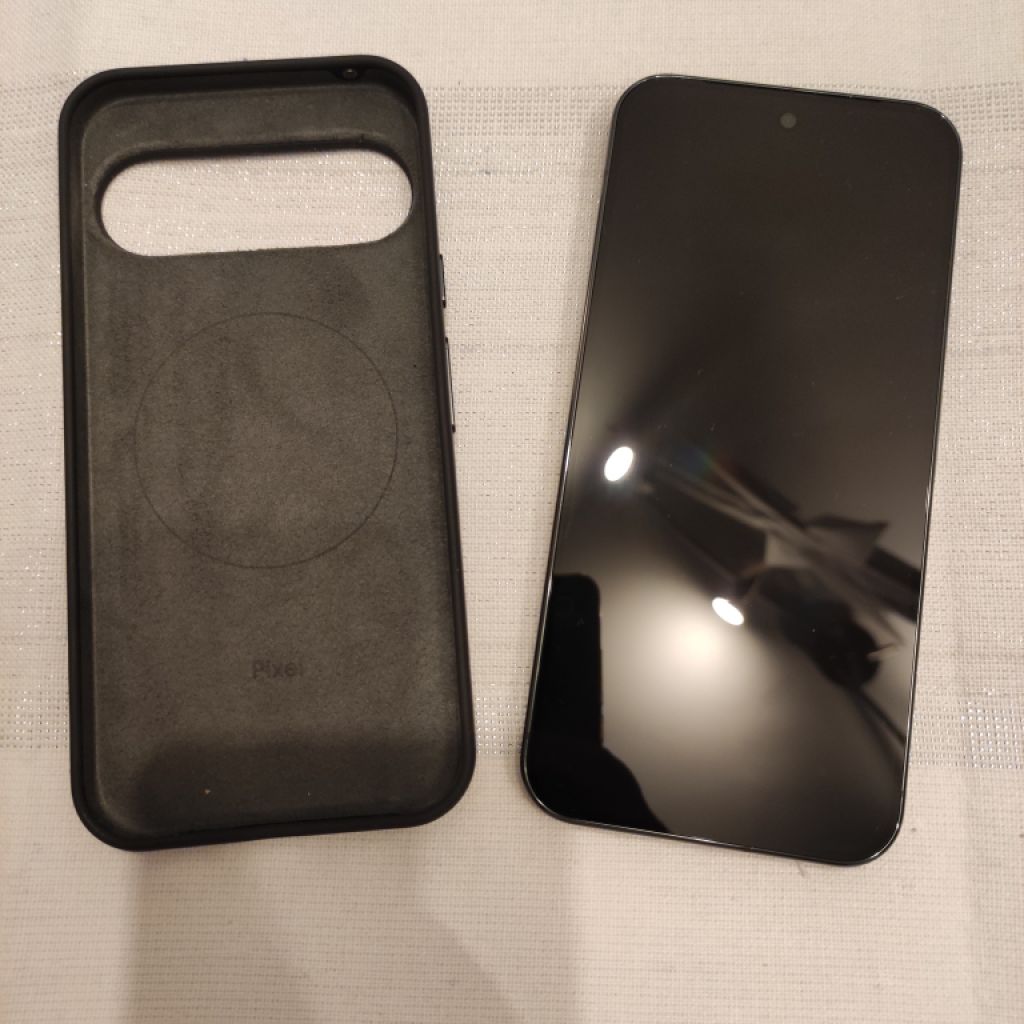 Google Pixel 10 Pro XL mobile phone