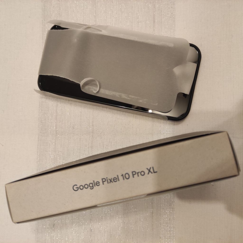Google Pixel 10 Pro XL mobile phone