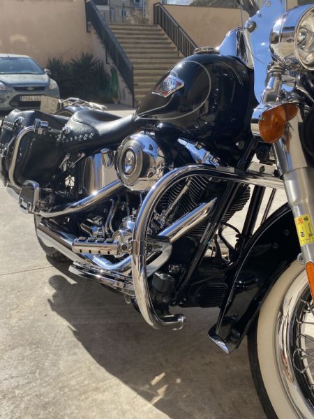 ️ Harley-Davidson Heritage Softail – well-maintained garage-kept vehicle