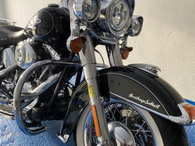 ️ Harley-Davidson Heritage Softail – well-maintained garage-kept vehicle