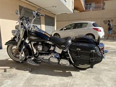 ️ Harley-Davidson Heritage Softail – well-maintained garage-kept vehicle