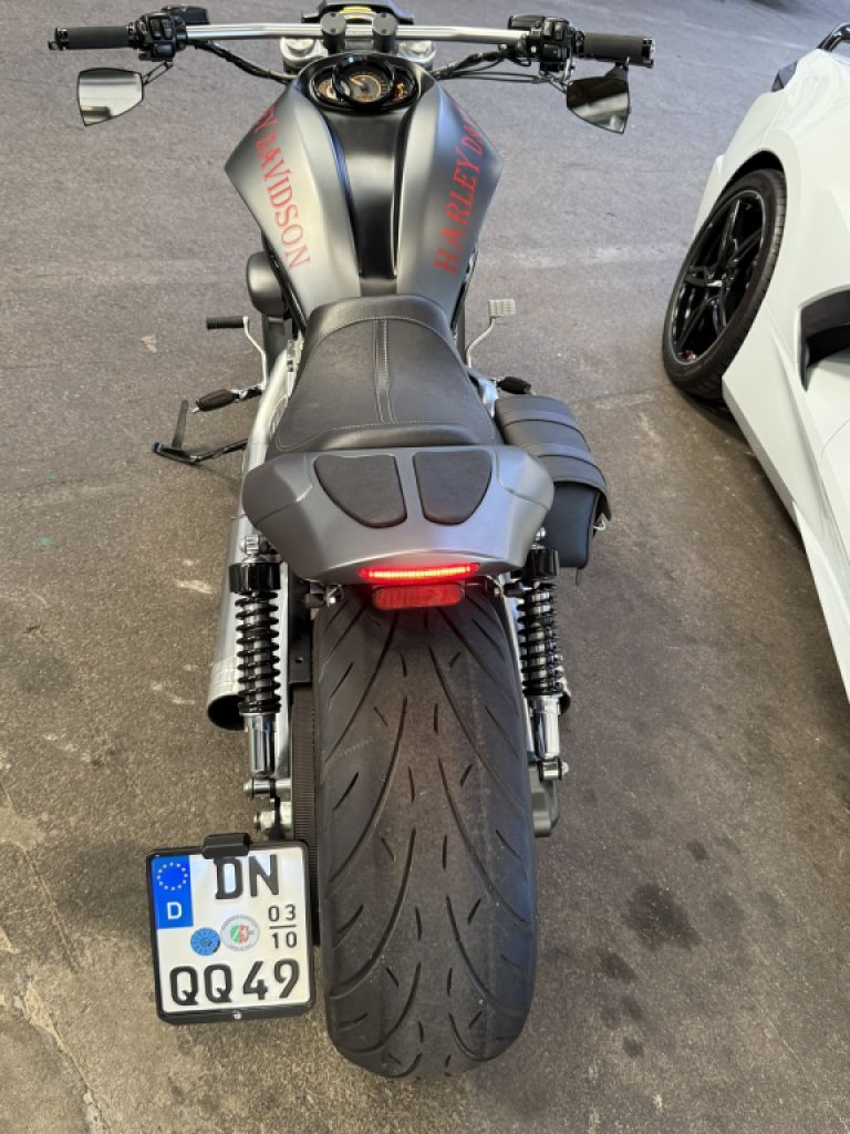 Harley-Davidson V-Rod Muscle Custom Bodykit KessTech TOP!