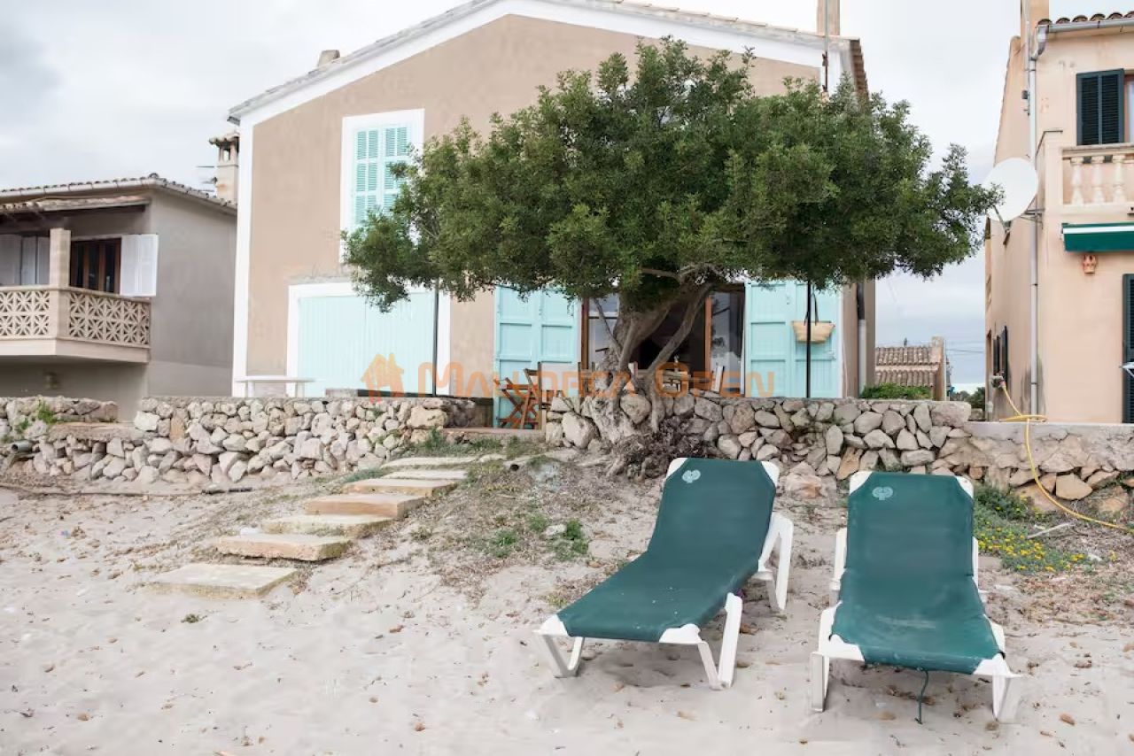 Haus direkt am Strand in Cala Bona