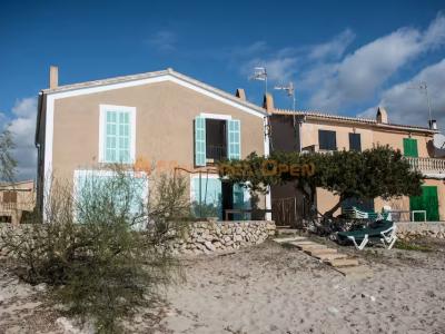 Haus direkt am Strand in Cala Bona