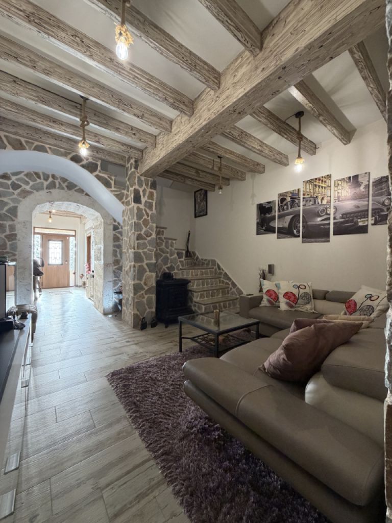 House in Muro. Approximately 250 m2.