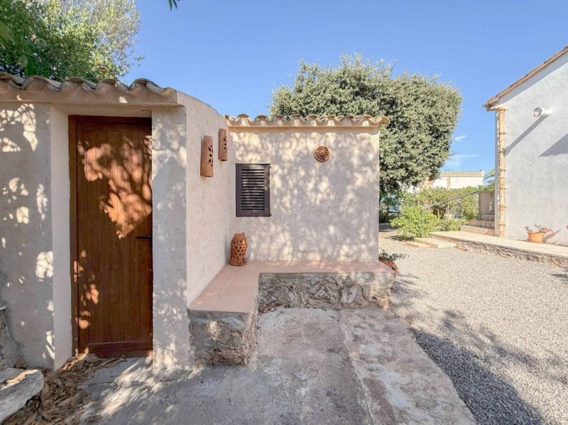 Haus oder freistehendes Chalet zum Verkauf in Cala Llombards. Ref. Baes-1038