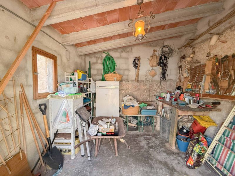 Haus oder freistehendes Chalet zum Verkauf in Cala Llombards. Ref. Baes-1038