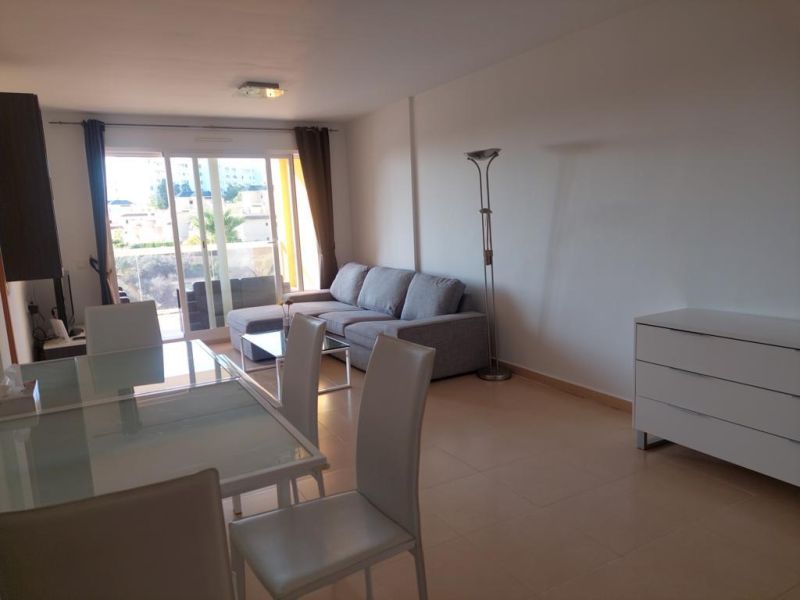 Bright, very nice apartment with communal pool