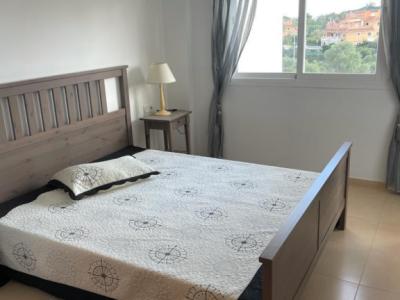 Bright, very nice apartment with communal pool