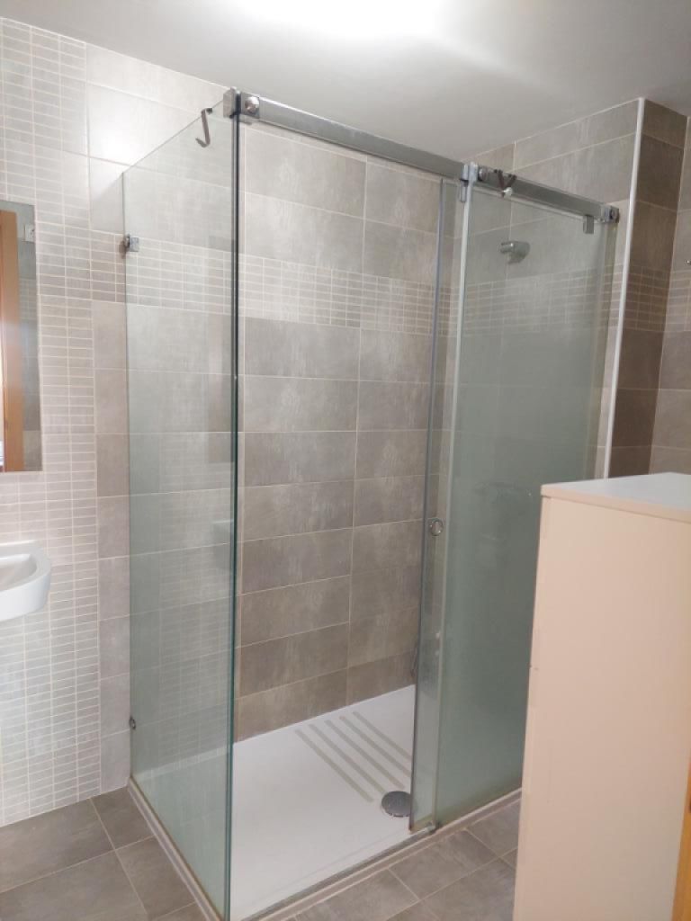 Bright, very nice apartment with communal pool