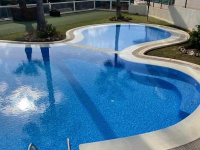 Helle, sehr schöne Wohnung mit Gemeinschaftspool