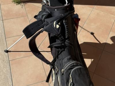 Herren-Golftasche mit komplettem Schlägersatz inkl. diverse Driver