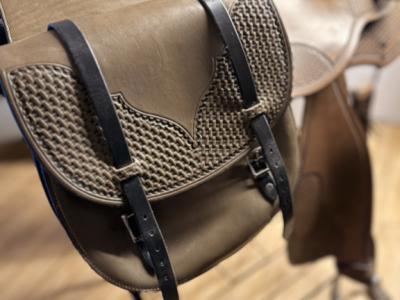 High-End Western-Sattel – Handgefertigt, Ausgezeichneter Zustand