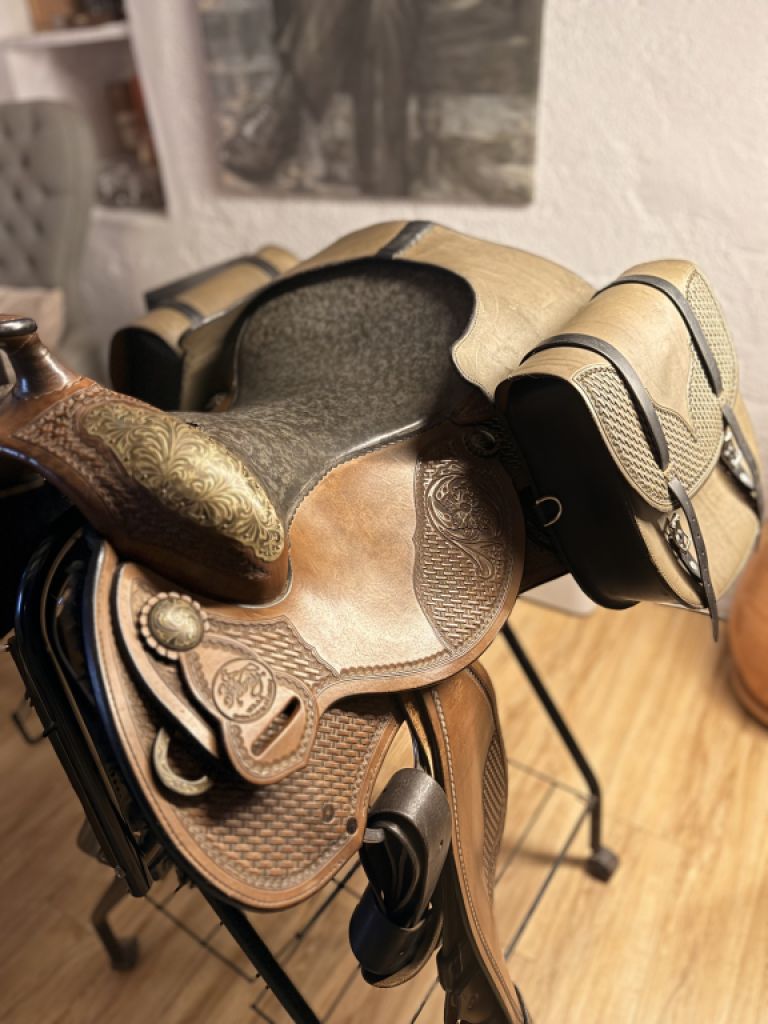 High-End Western-Sattel – Handgefertigt, Ausgezeichneter Zustand