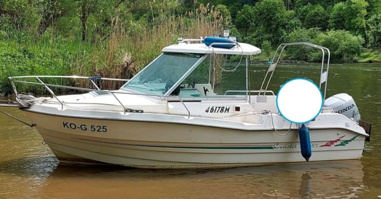 Hille 560 Cabin Boat