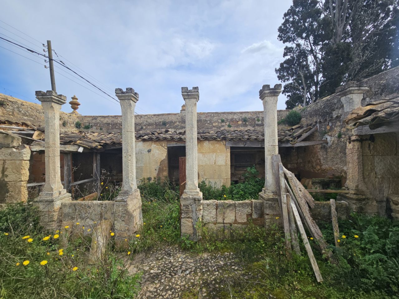 Historisches Herrenhaus - super Investobjekt - Nähe Tennisakademie Nadal