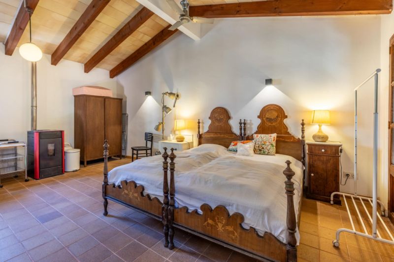 Casa adosada histórica en Sóller cerca del centro