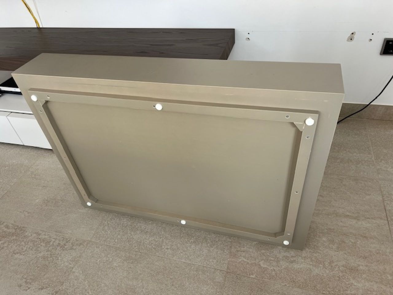 High-quality coffee table