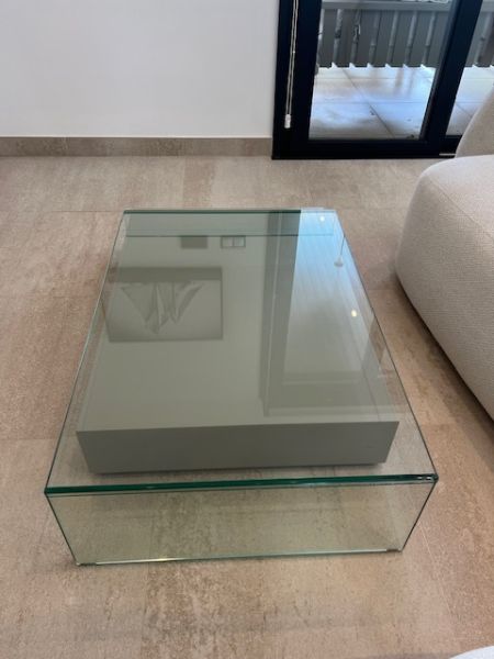 High-quality coffee table