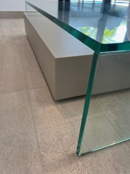 High-quality coffee table