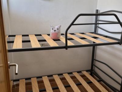 High-quality steel bunk bed + ladder + guardrail + 2 slatted bed bases