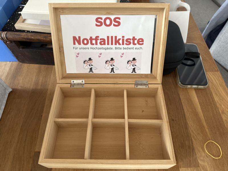 Hochzeit SOS Notfallkiste ohne Inhalt