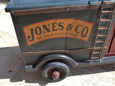Holz LKW Vintage 50er Jahre Stil - Dekoration - "Jones & Co"